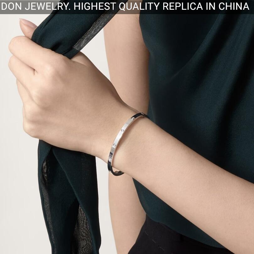 Cartier Love bracelet, small model, 10 diamonds