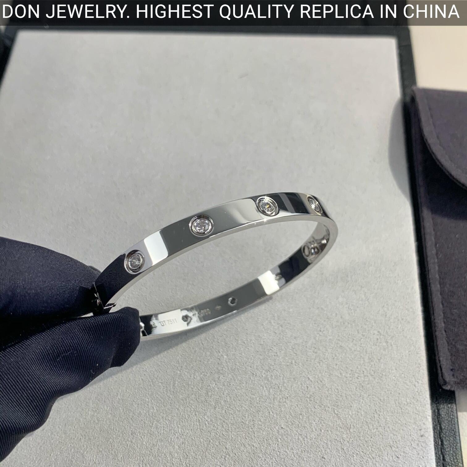 Cartier Love bracelet, 10 diamonds