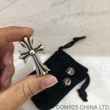 CHROME HEARTS Cross Breastpin