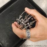 CHROME HEARTS Tiny Cross Cuff Free Size