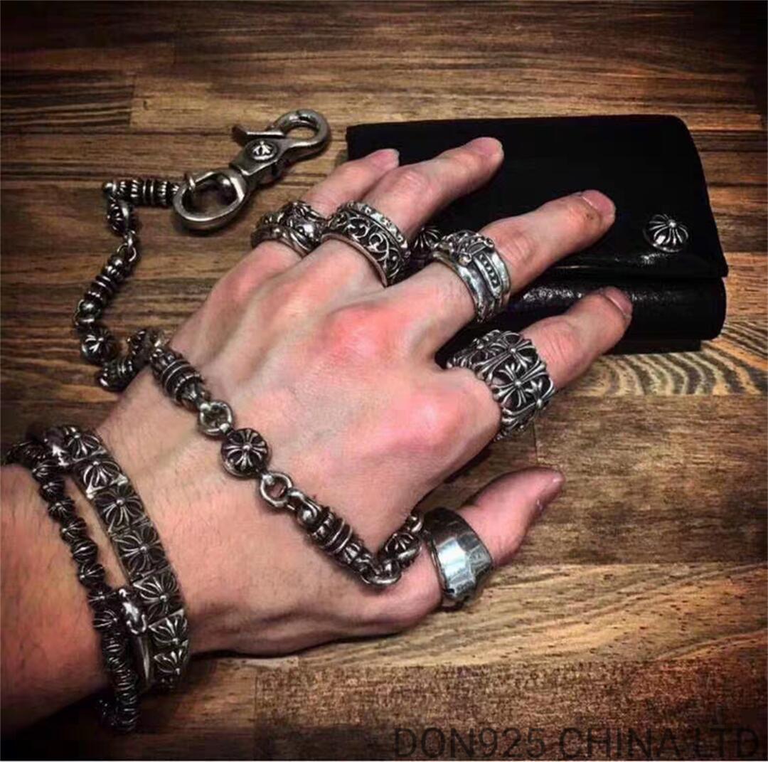 CHROME HEARTS Plus Pyramid Link Bracelet