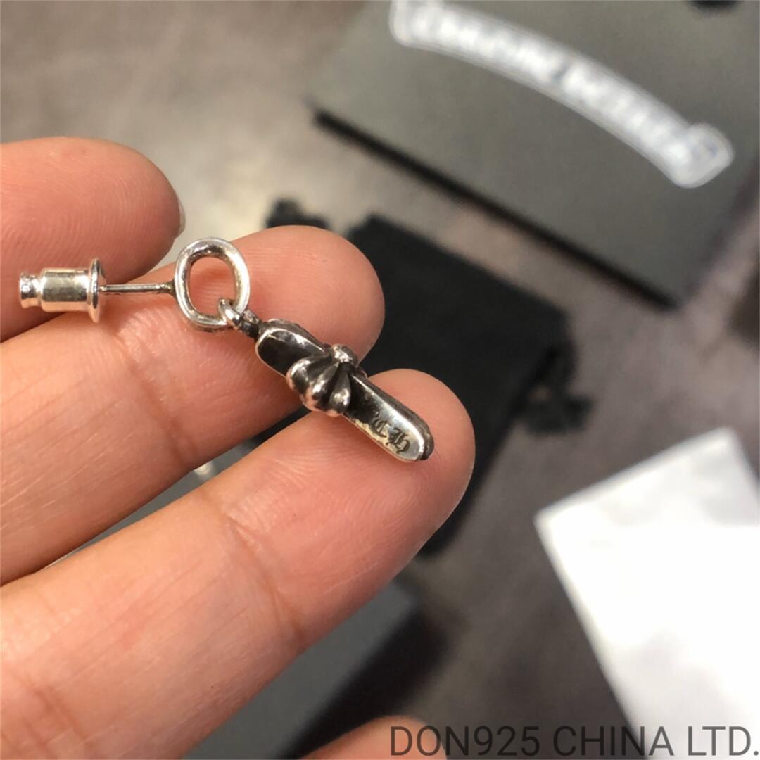 CHROME HEARTS Cross Babyfat Drop Earrings 