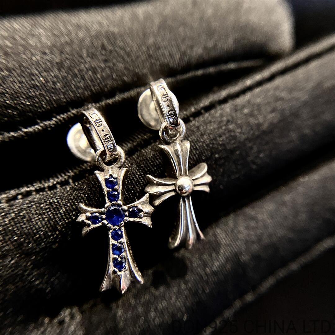 CHROME HEARTS Cross Babyfat Earrings with Sapphire 