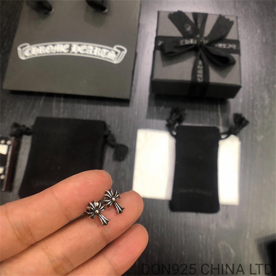 CHROME HEARTS Tiny Cross Babyfat Stud Earrings 