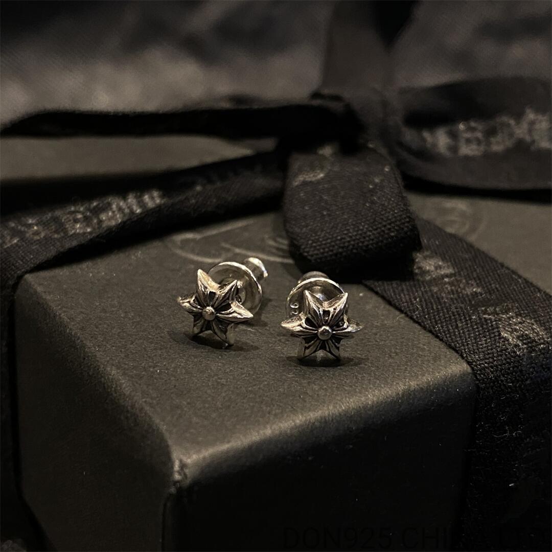 CHROME HEARTS Star Sutd Earrings