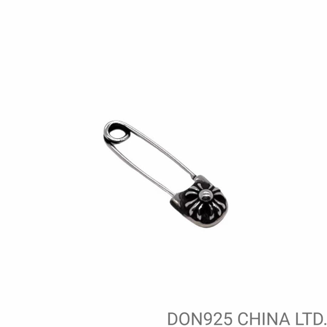 CHROME HEARTS Safety Pin Earring (1 Piece)