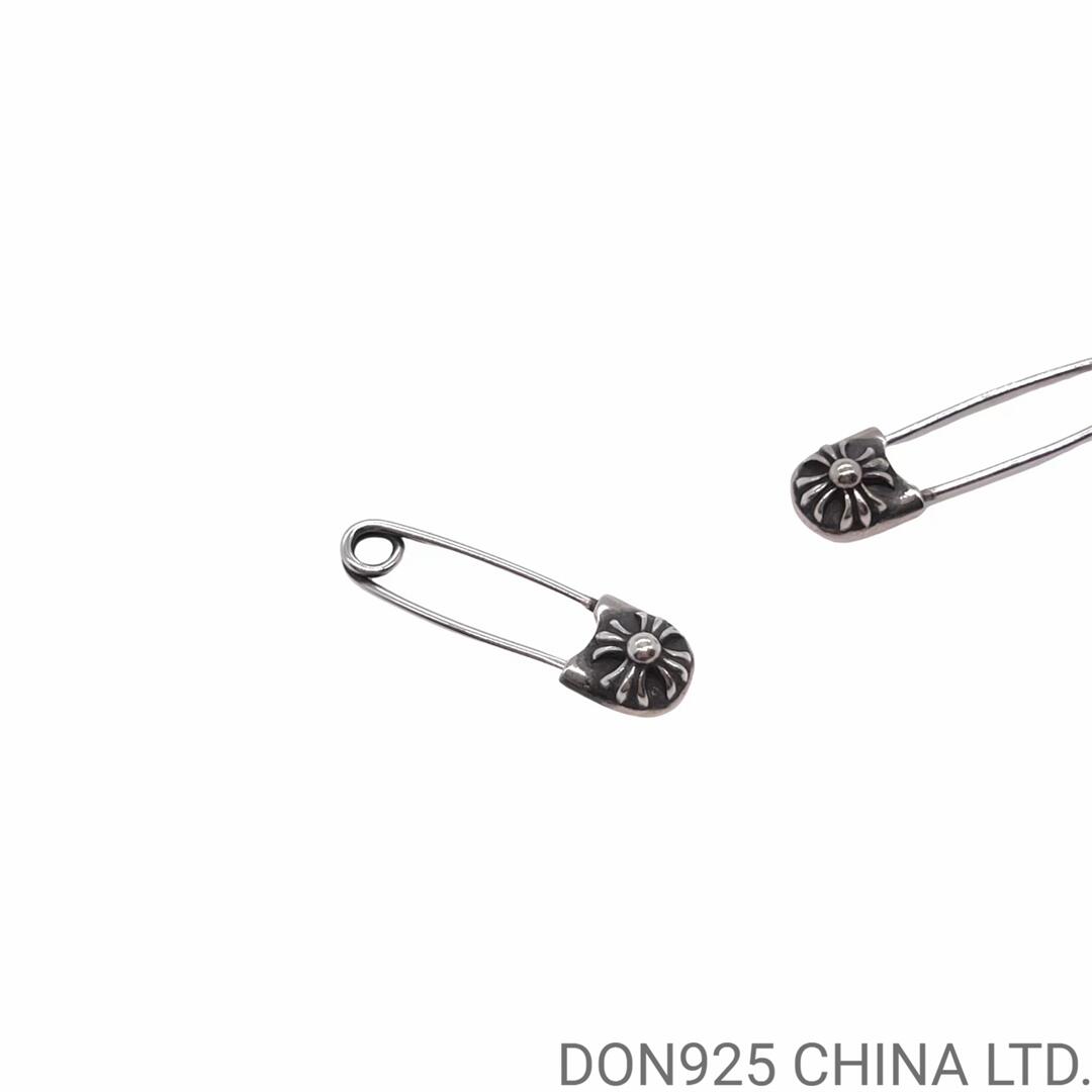 CHROME HEARTS Safety Pin Earring (1 Piece)