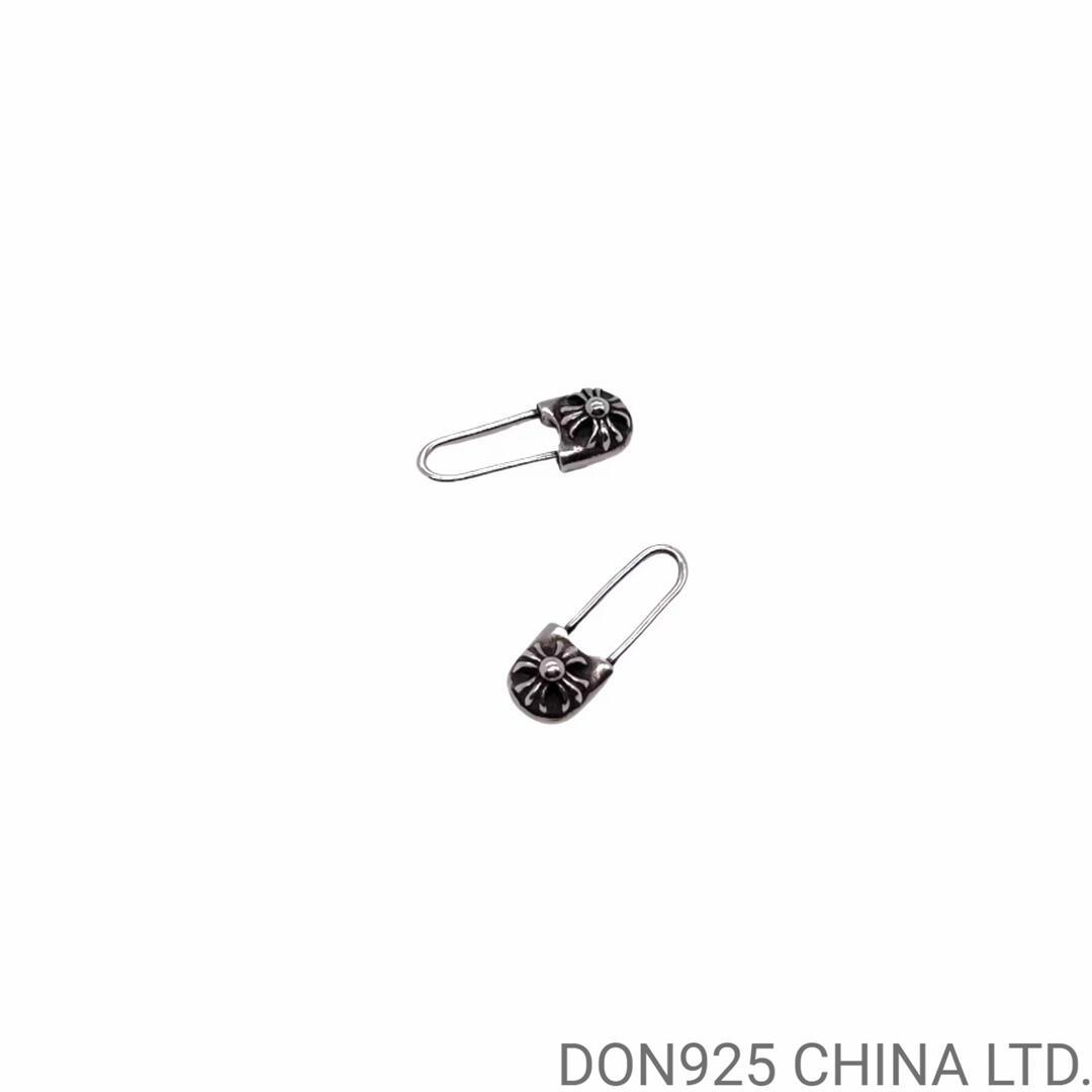 CHROME HEARTS Mini Safety Pin earring (1 Piece)