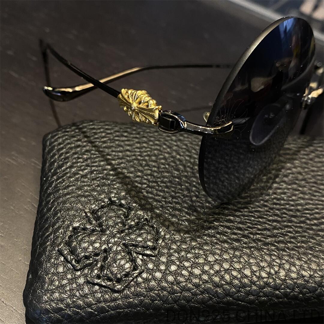 CHROME HEARTS Ovaryeasy II Sunglasses