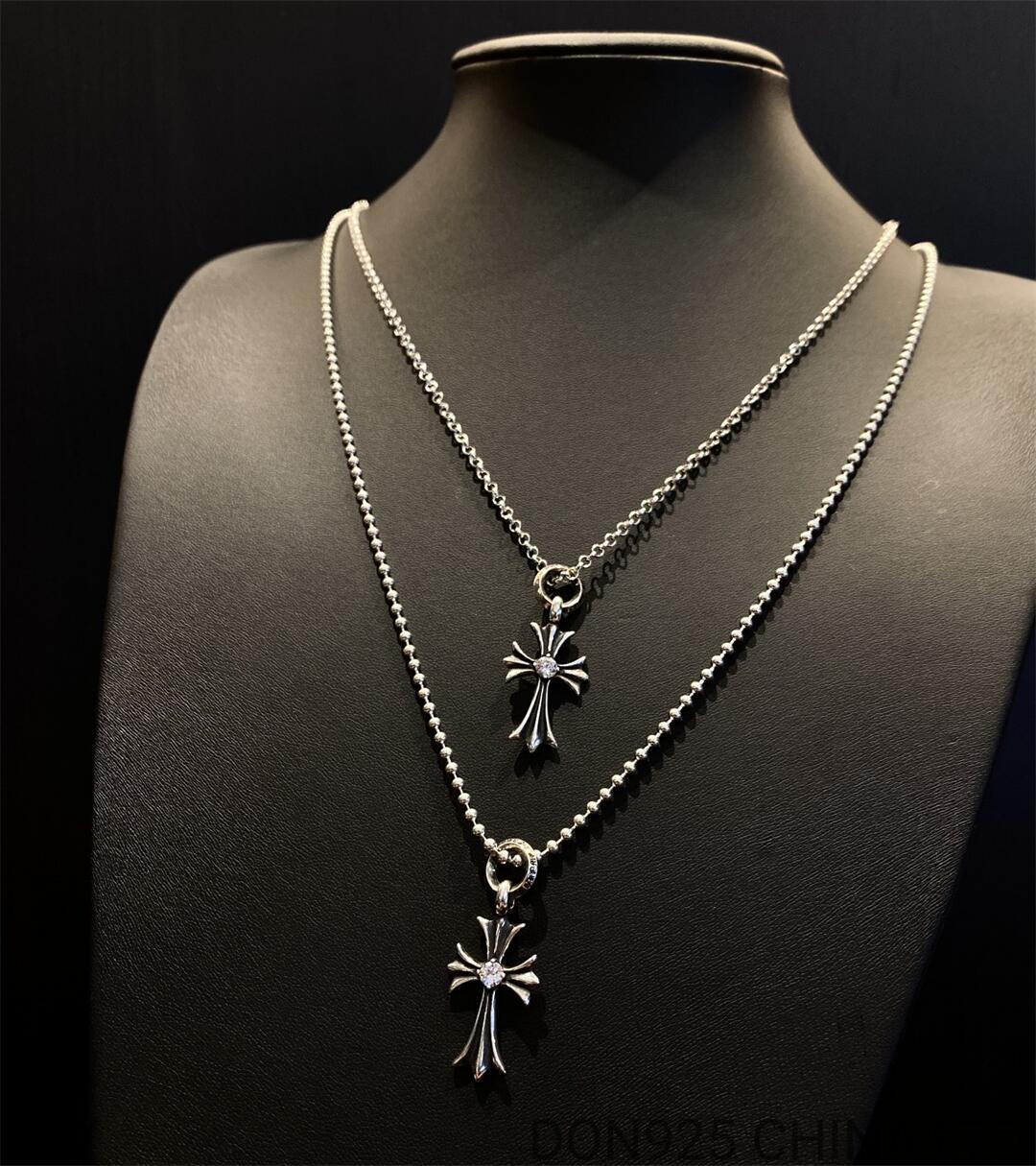 CHROME HEARTS Tiny Cross Necklace