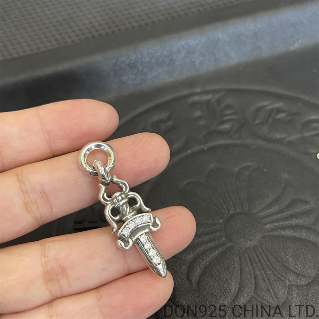 CHROME HEARTS Dagger Necklace (Small Size)