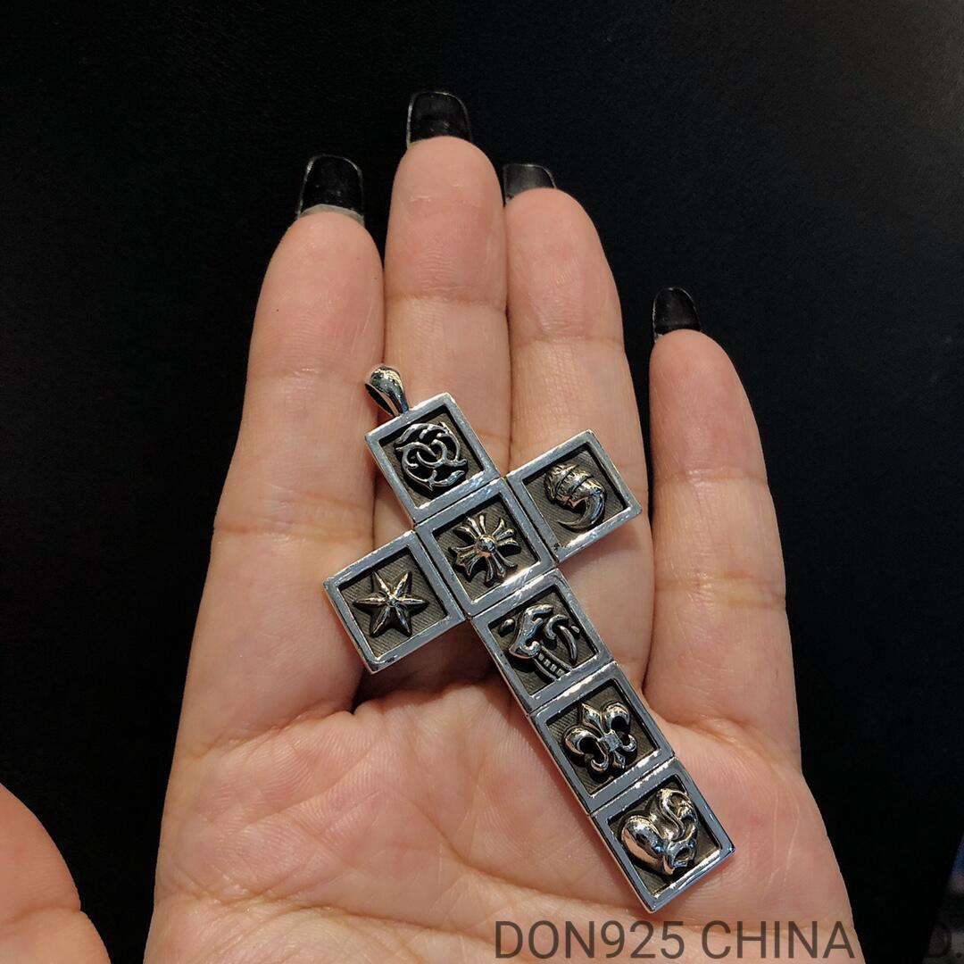 CHROME HEARTS Multi-Framed Cross Necklace