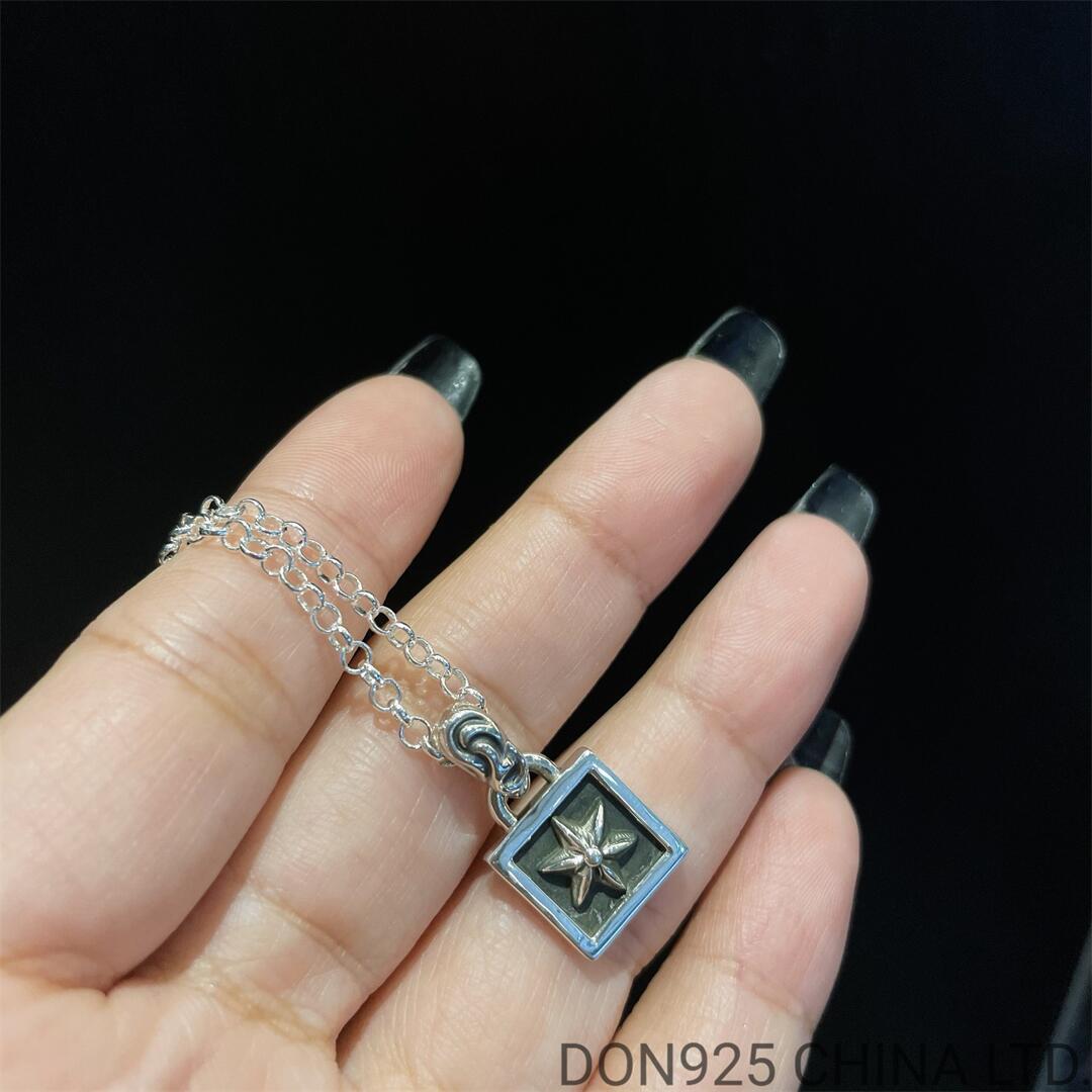 CHROME HEARTS Framed Star Necklace