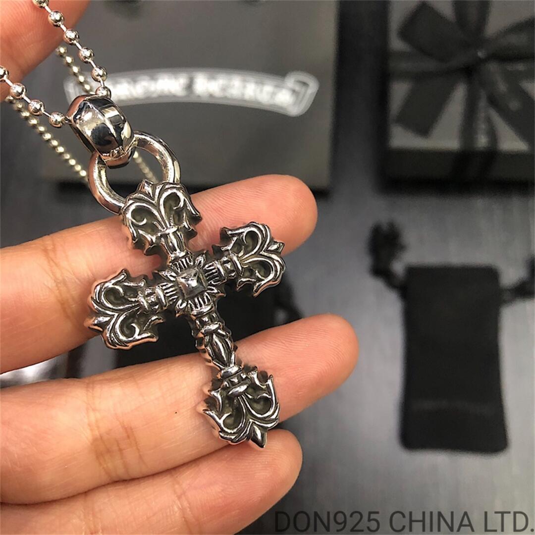 CHROME HEARTS Filigree Cross Necklace (Small Size)