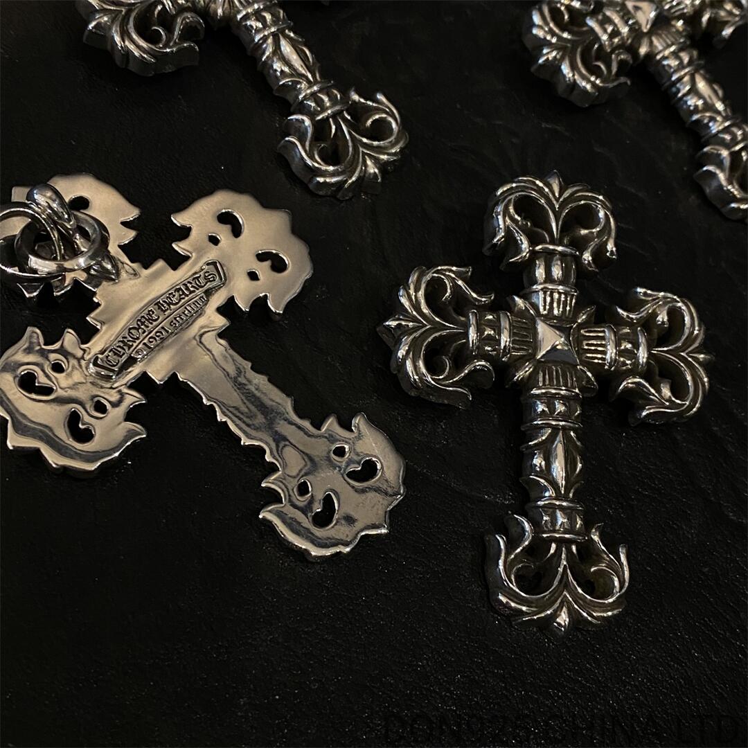 CHROME HEARTS Filigree Cross Necklace (Large Size with Paper Chain)