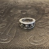 CHROME HEARTS BS Fleur V-Band Ring