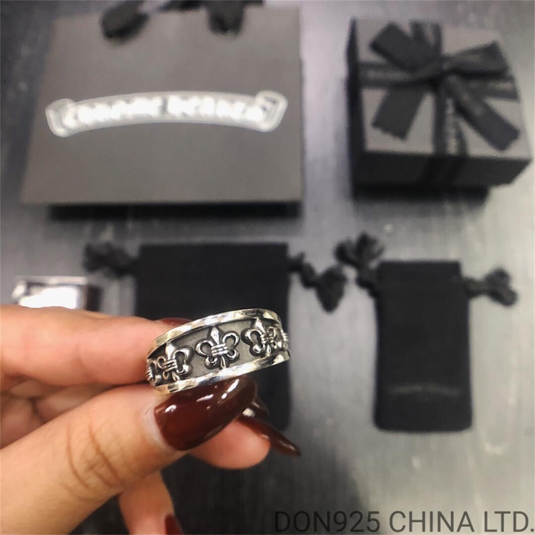 CHROME HEARTS BS Fleur V-Band Ring