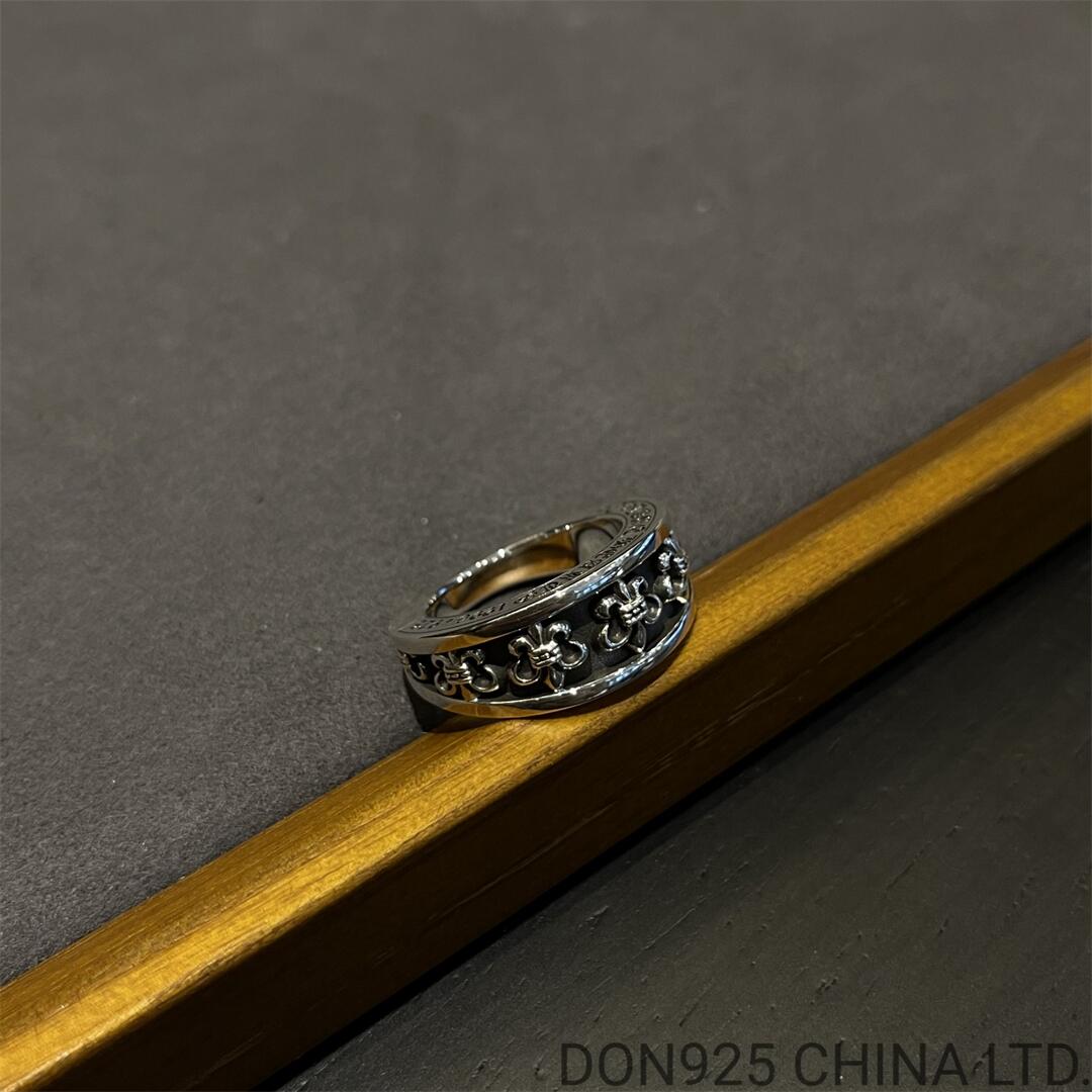 CHROME HEARTS BS Fleur V-Band Ring