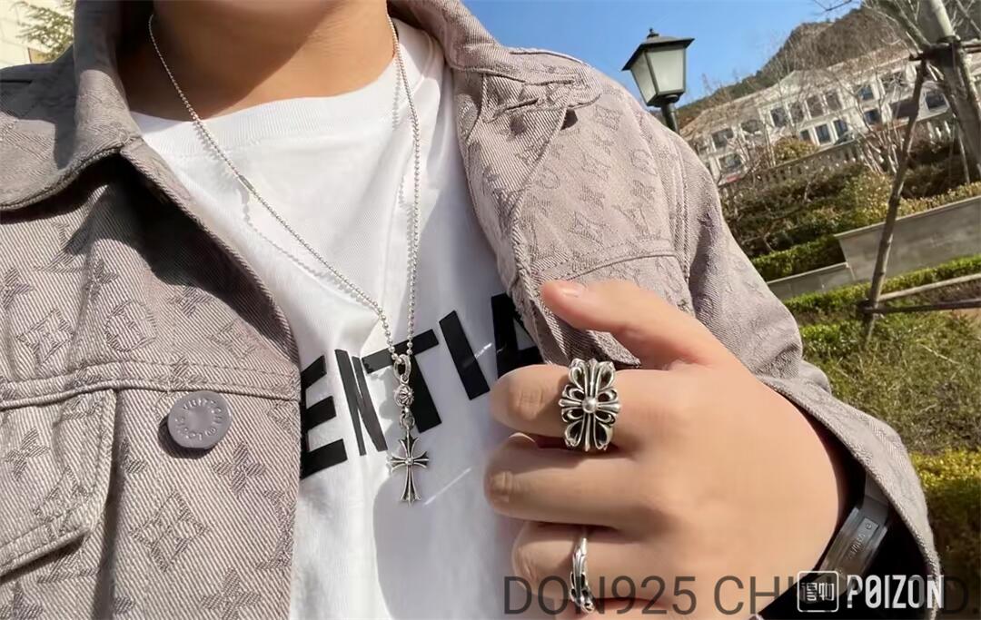 CHROME HEARTS Baby Classic Floral Cross Ring