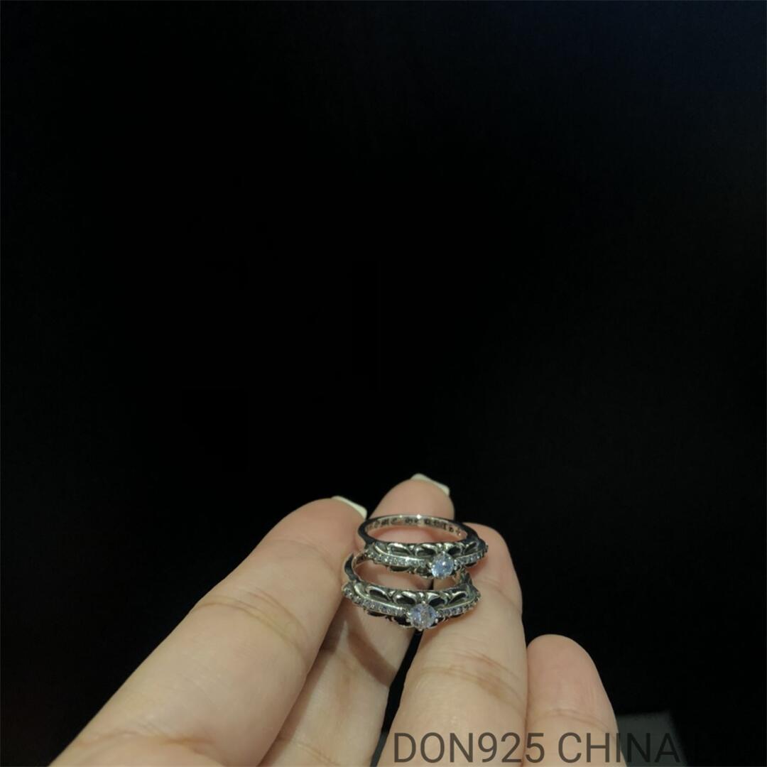 CHROME HEARTS Baby Classic Floral Cross Ring