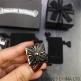 CHROME HEARTS Large Pyramid Plus Ring