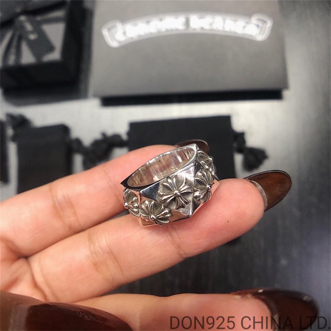 CHROME HEARTS CH Plus Pentagon Ring