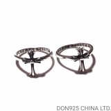 CHROME HEARTS Bubble Gum Cross Ring