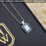 HARRY WINSTON HW Logo necklace