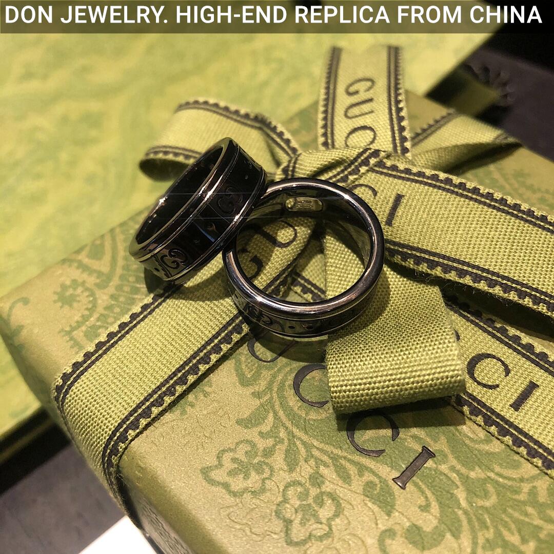 GUCCI Ceramic Icon Black ring