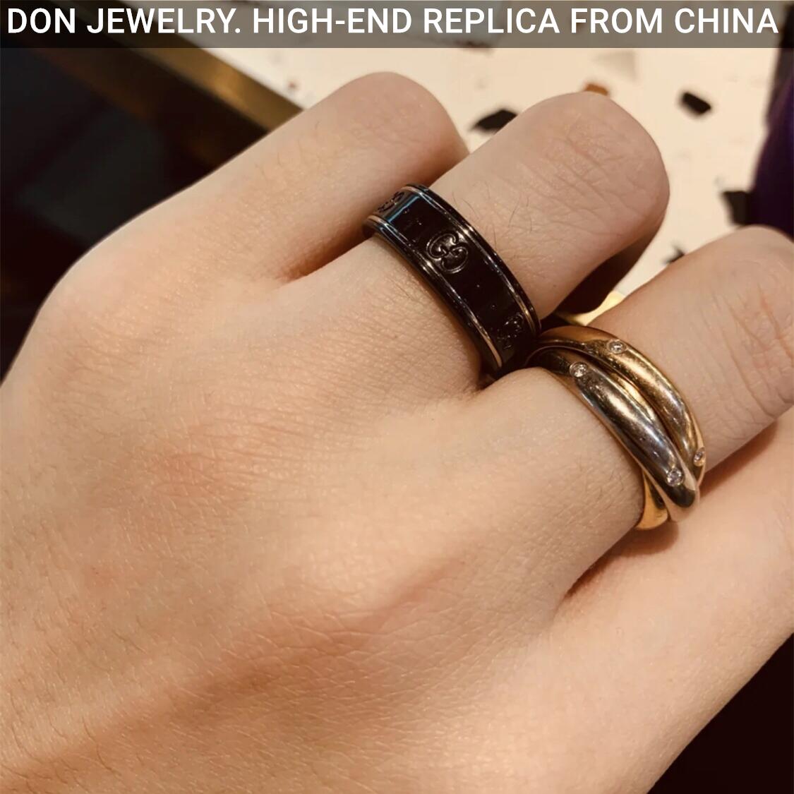 GUCCI Ceramic Icon Black ring