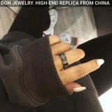 GUCCI Ceramic Icon Black Gemstone ring