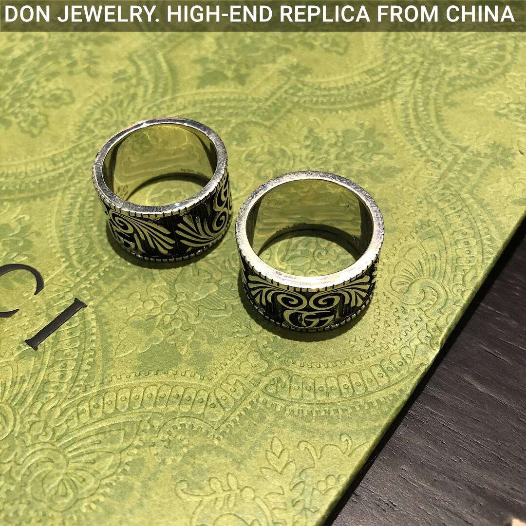 GUCCI Logo ring