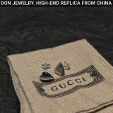 GUCCI Engraved-logo Heart Stud earrings