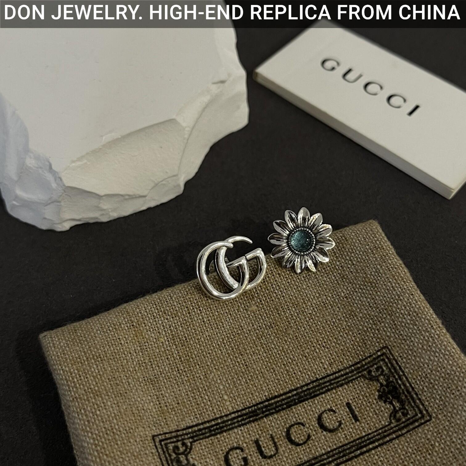 GUCCI Double G Flower Stud earrings