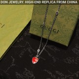 GUCCI Heart necklace