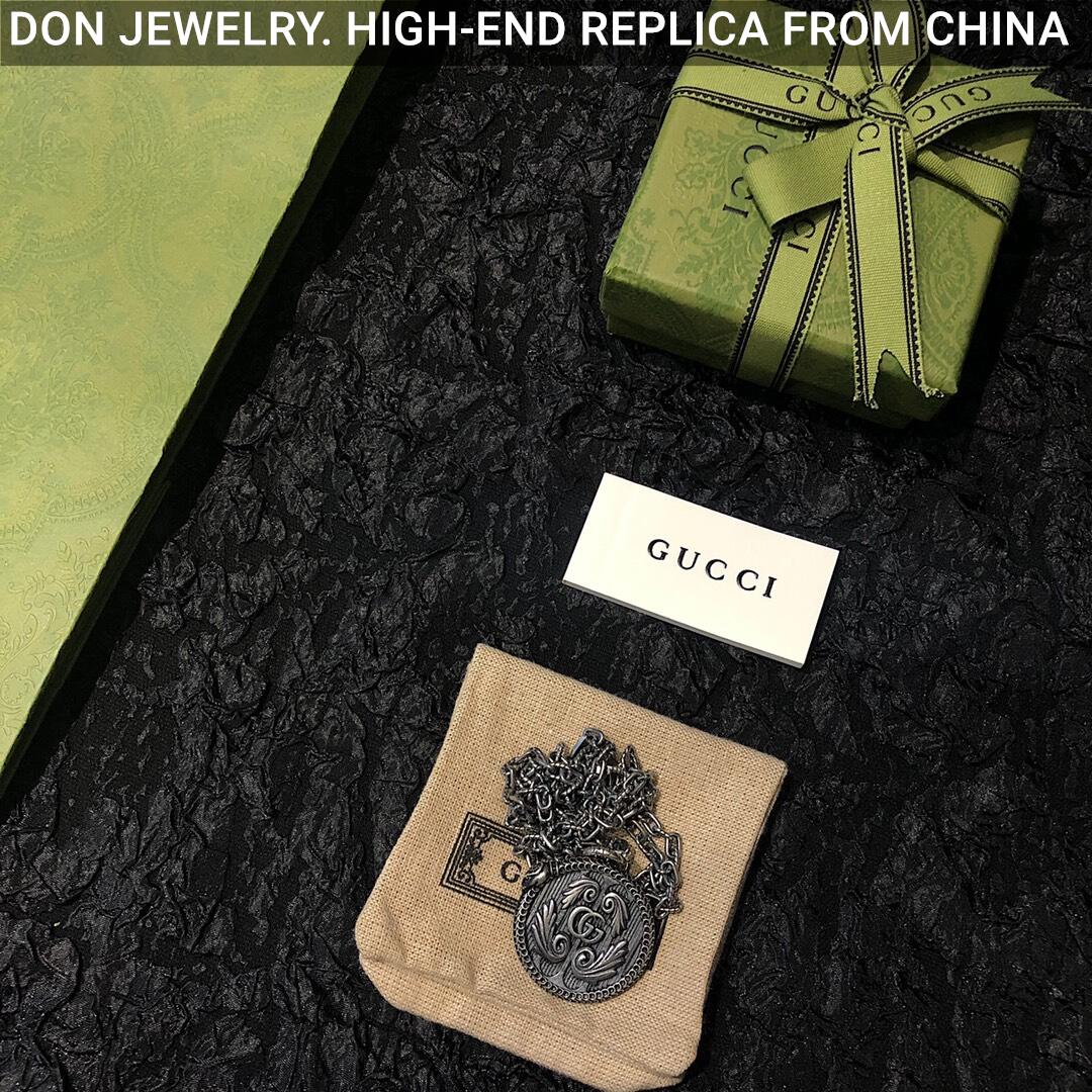 GUCCI GG Snake necklace