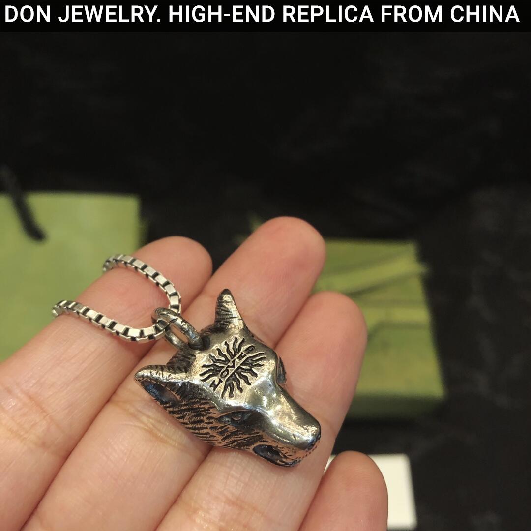 GUCCI Anger Forest Wolf necklace