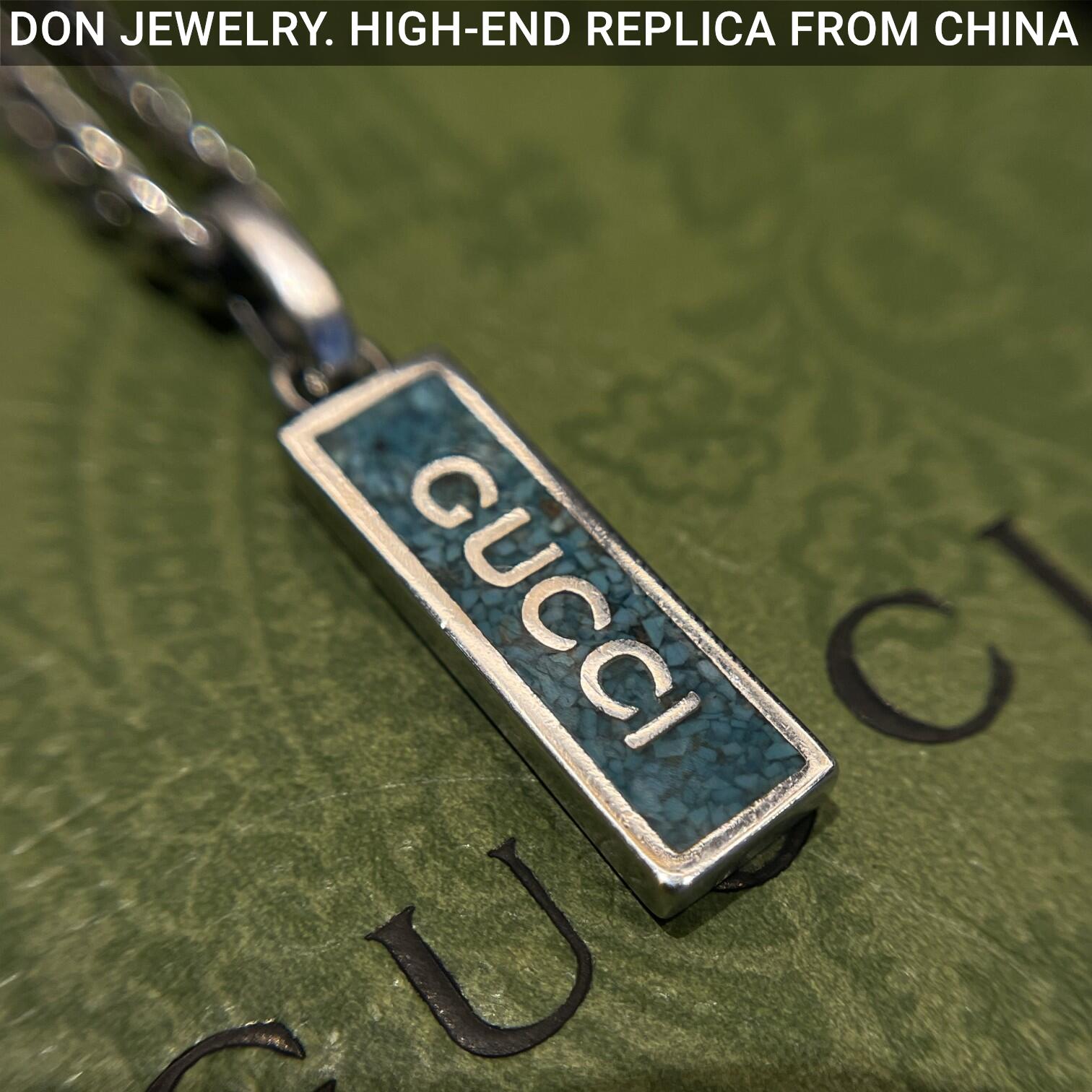 GUCCI Enamel necklace