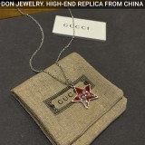 GUCCI Star Enamel necklace