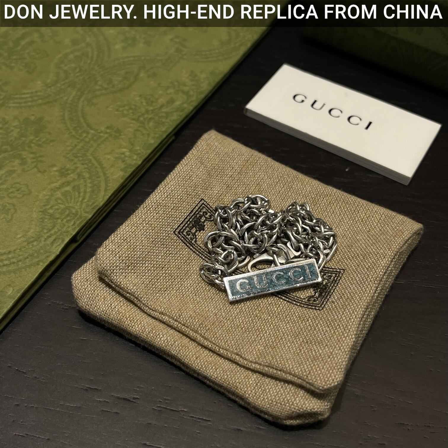 GUCCI Enamel necklace