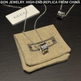 GUCCI Icon Twirl necklace