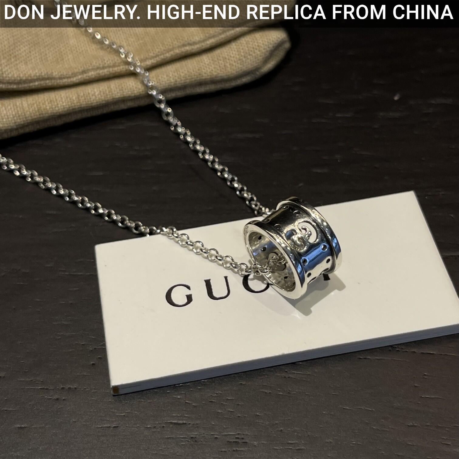 GUCCI Icon Twirl necklace