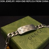 GUCCI GG and Bee Engraved chain bracelet