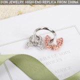 Van Cleef & Arpels Two Butterfly Between the Finger ring