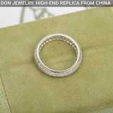 Van Cleef & Arpels Couture wedding band ring