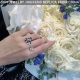 Van Cleef & Arpels Frivole Between the Finger ring