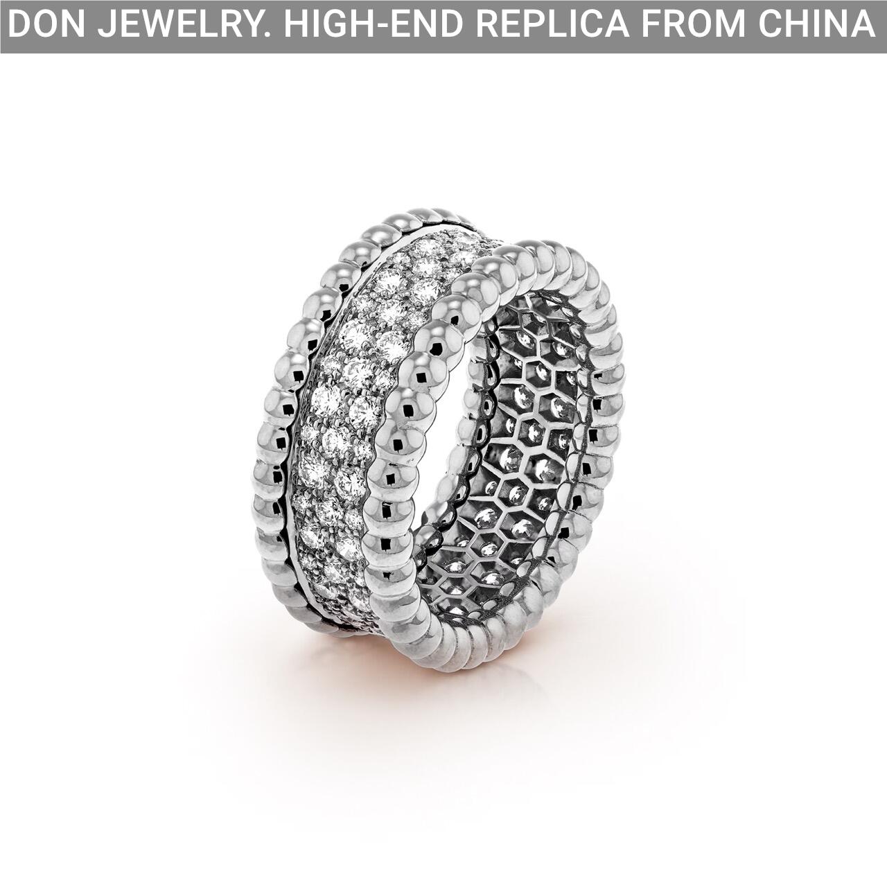 Van Cleef & Arpels Perlée diamonds ring, 3 rows