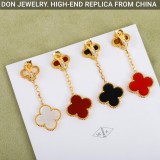 Van Cleef & Arpels Magic Alhambra earrings, 2 motifs