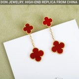 Van Cleef & Arpels Magic Alhambra earrings, 2 motifs