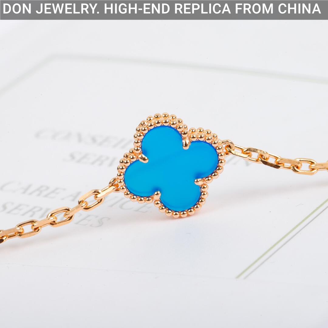 Van Cleef & Arpels Vintage Alhambra bracelet, 5 motifs